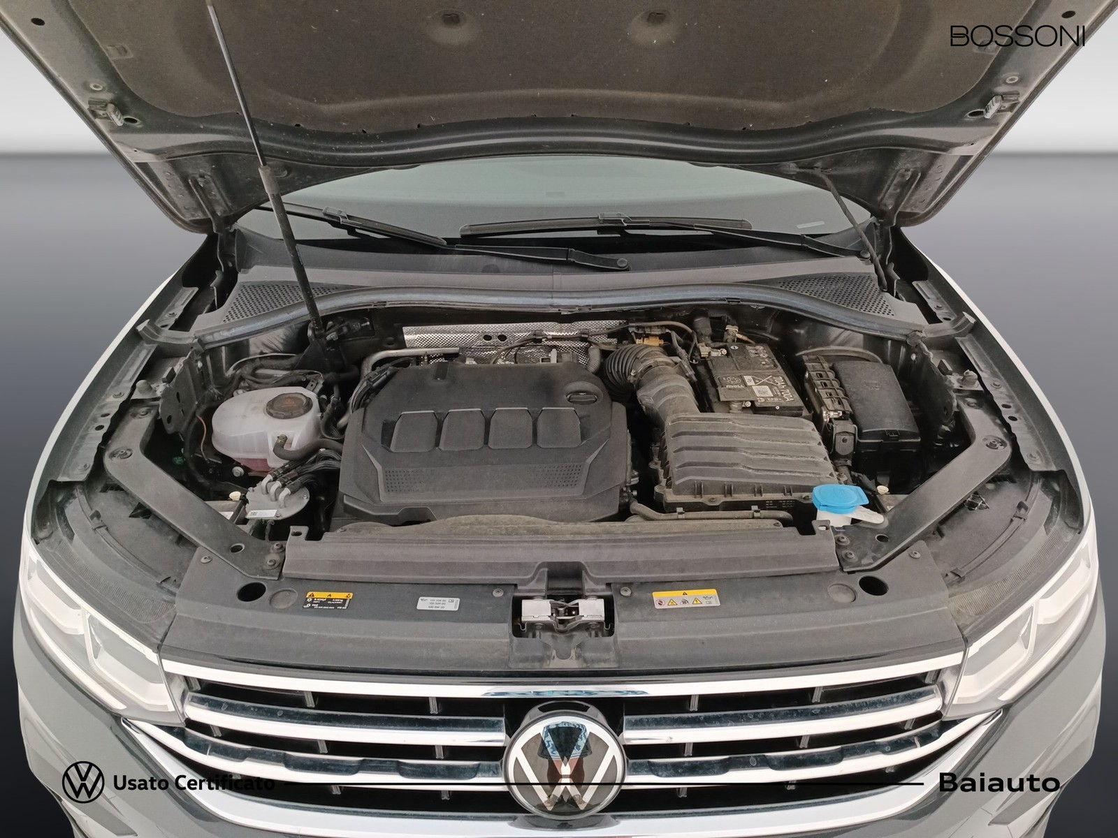 33 - Volkswagen Tiguan 2.0 tdi scr 150cv elegance 4motion dsg