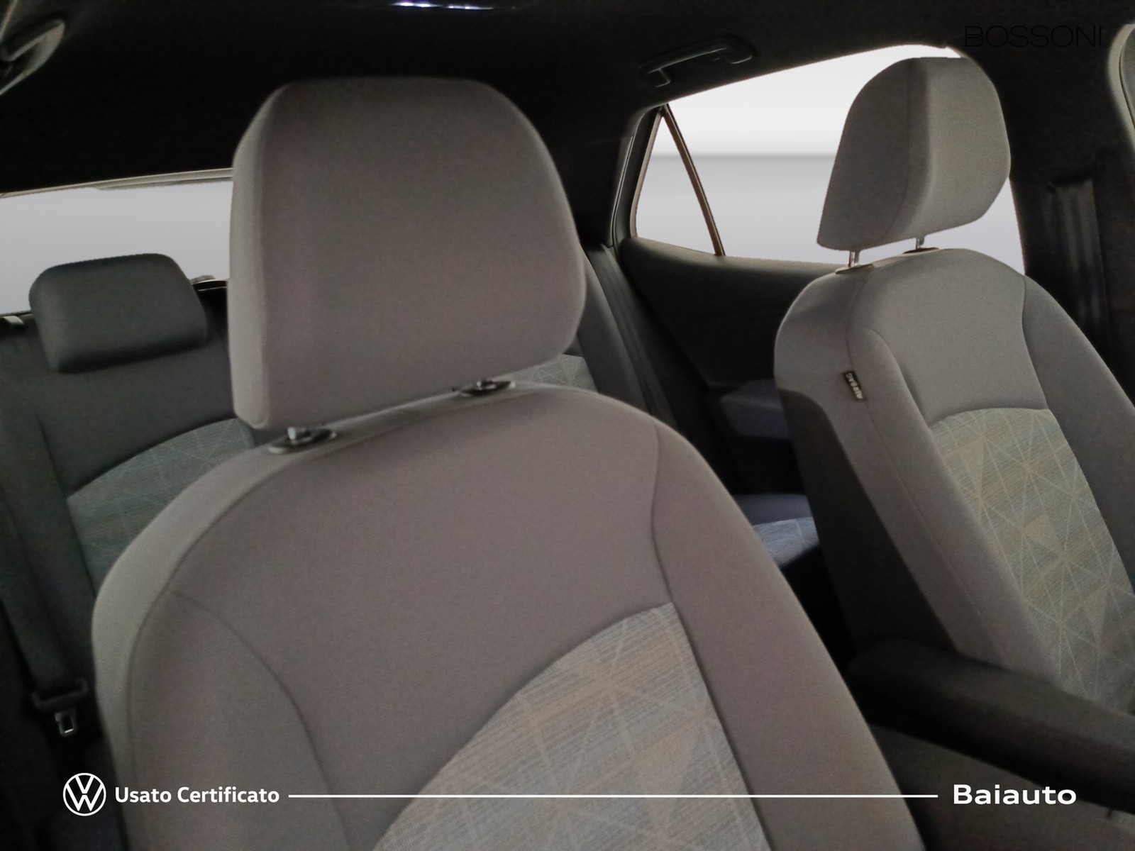 21 - Volkswagen ID.3 45 kwh pure performance