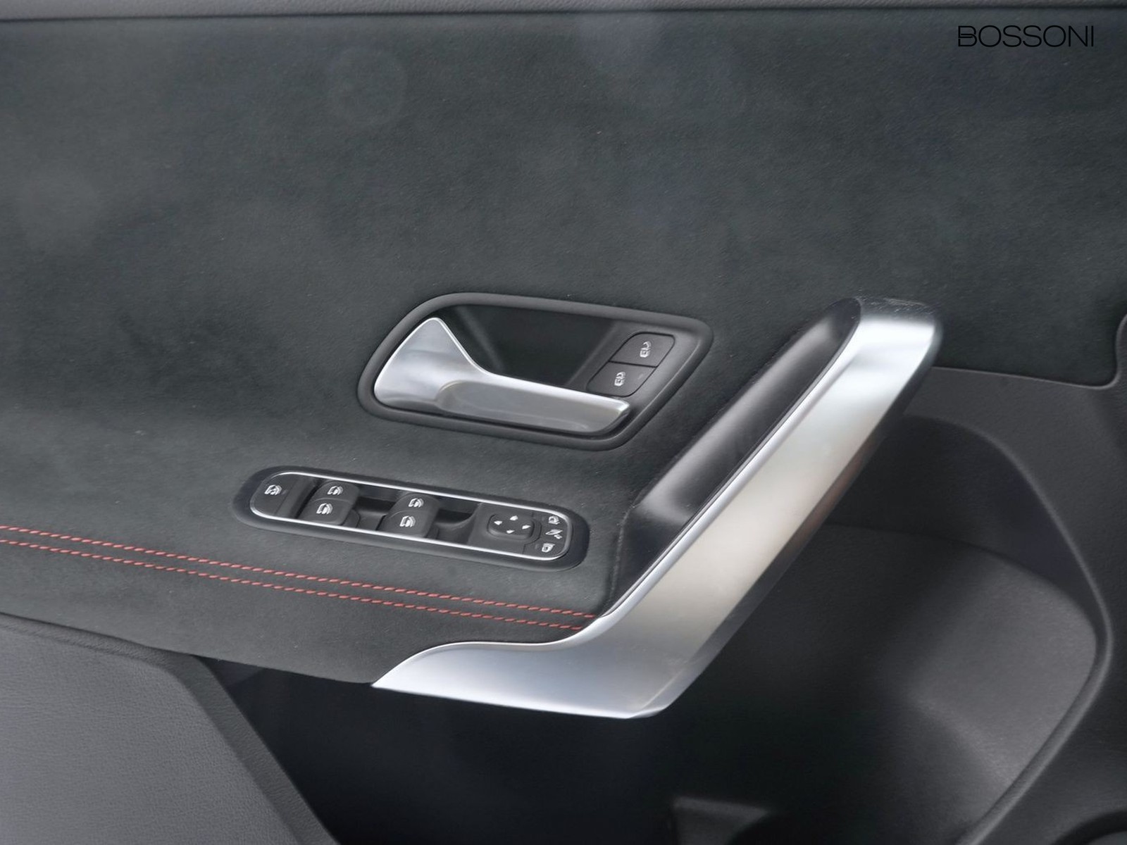 17 - Mercedes Classe A 250 premium 7g-dct
