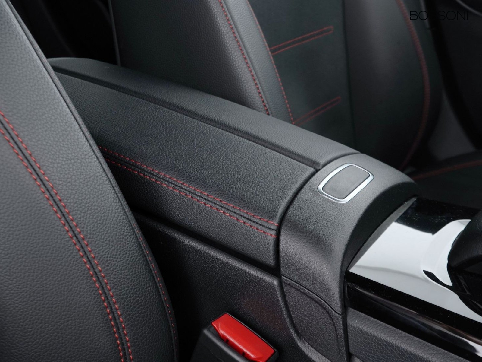 18 - Mercedes Classe A 250 premium 7g-dct