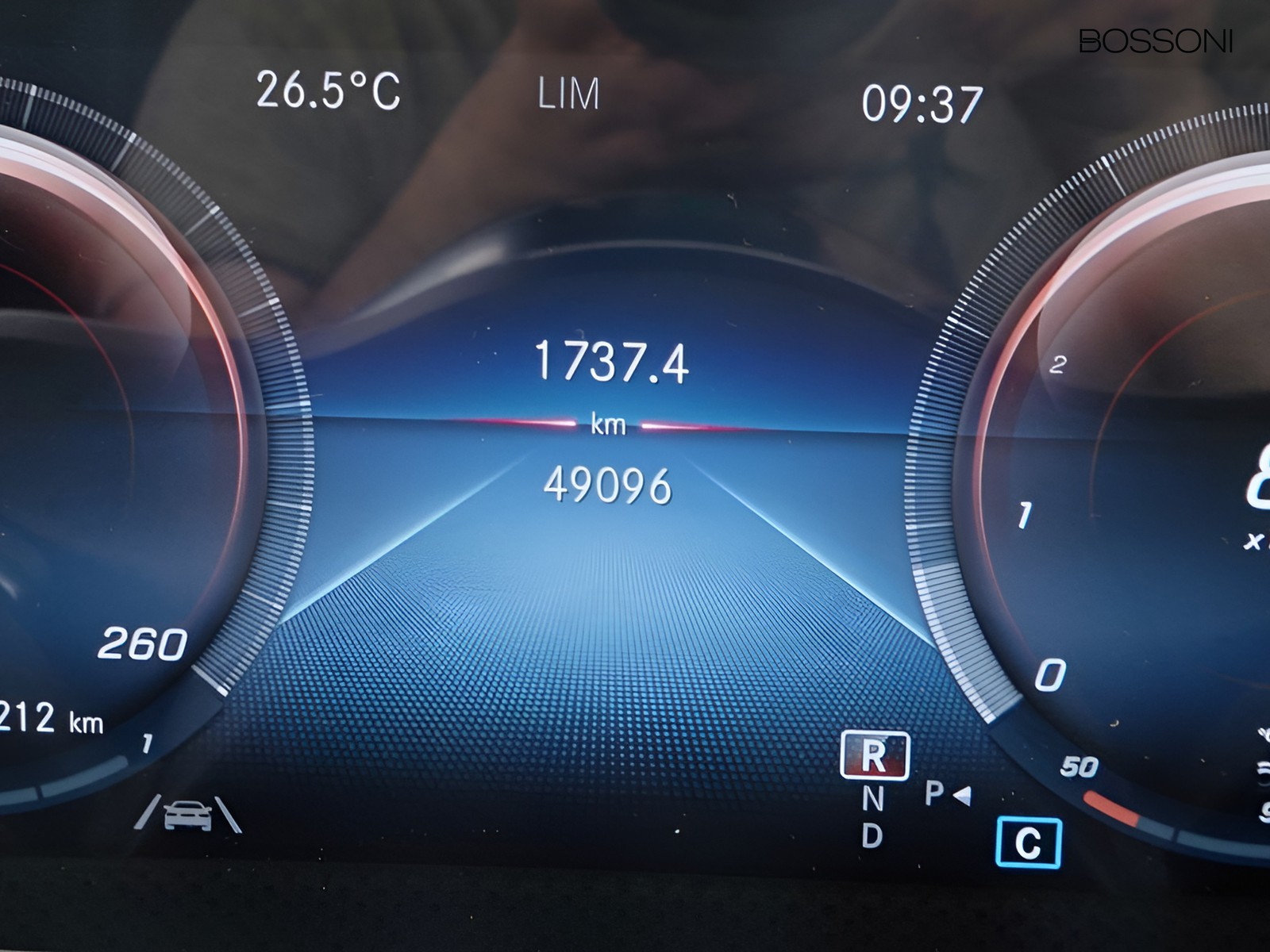 32 - Mercedes Classe A 250 premium 7g-dct