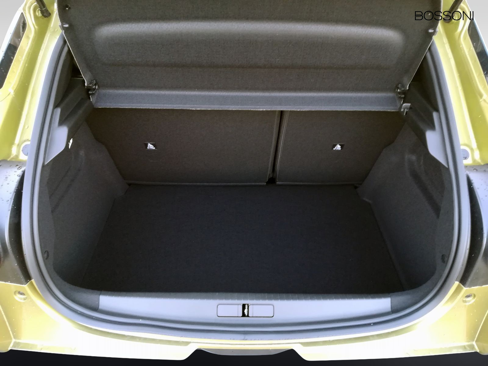 6 - Lancia Ypsilon 1.2 mhev 110cv e-dct