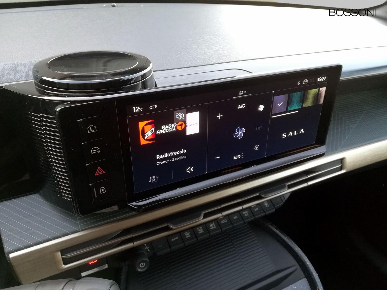 16 - Lancia Ypsilon 1.2 mhev 110cv e-dct