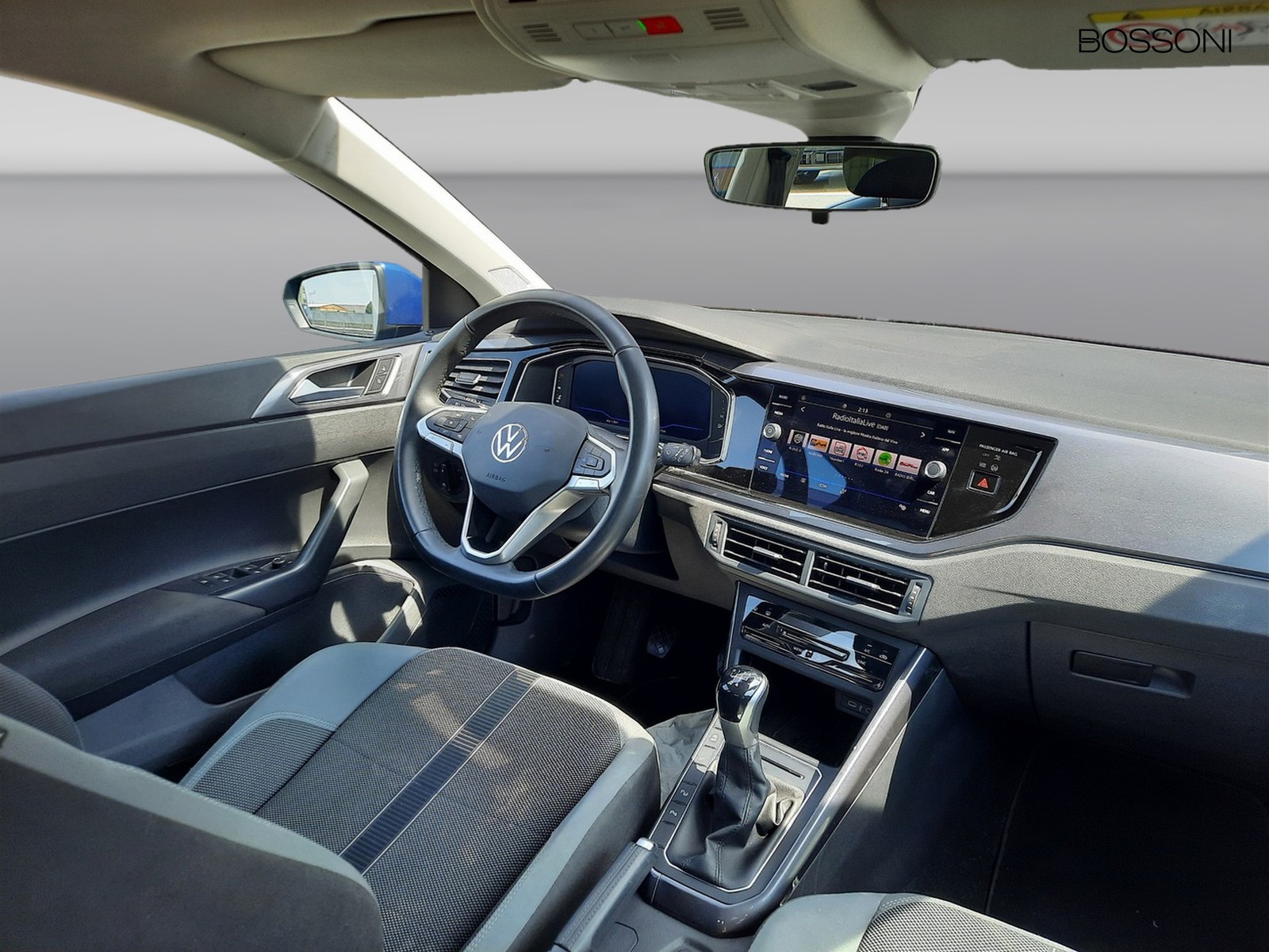 6 - Volkswagen Polo 1.0 tsi 95cv style
