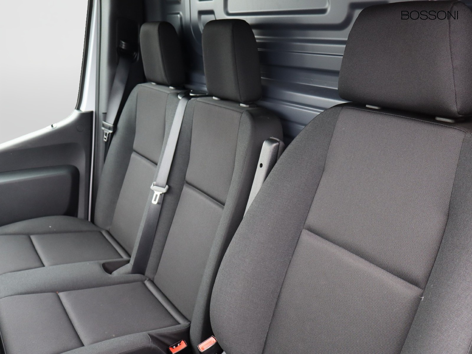 6 - Mercedes Vans Sprinter 315 rwd 2.0 cdi f 37/35 pro
