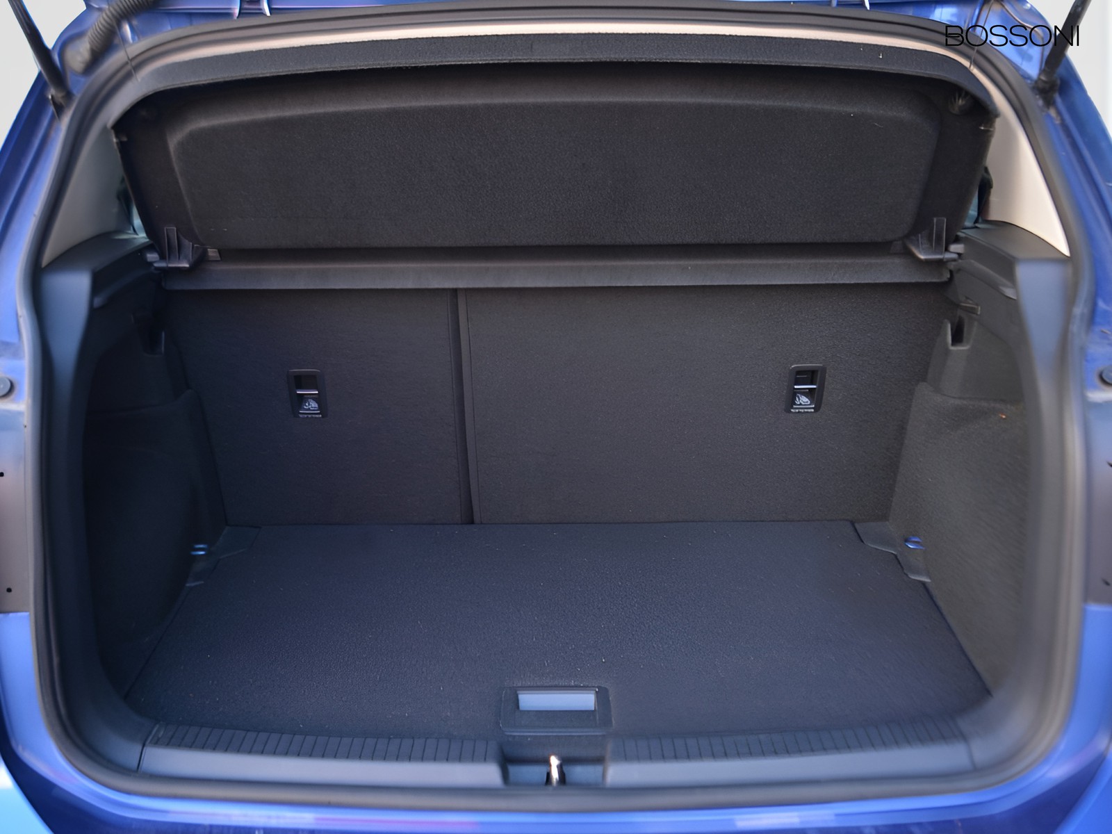 14 - Volkswagen T-Cross 1.0 tsi 95cv style
