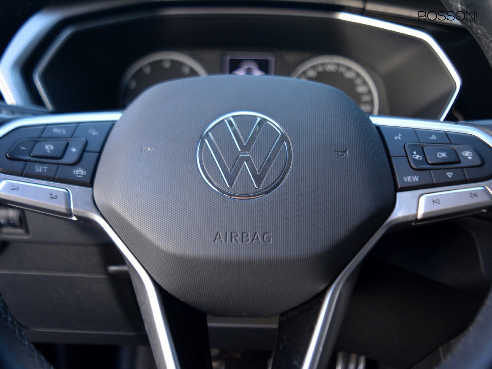 16 - Volkswagen T-Cross 1.0 tsi 95cv style