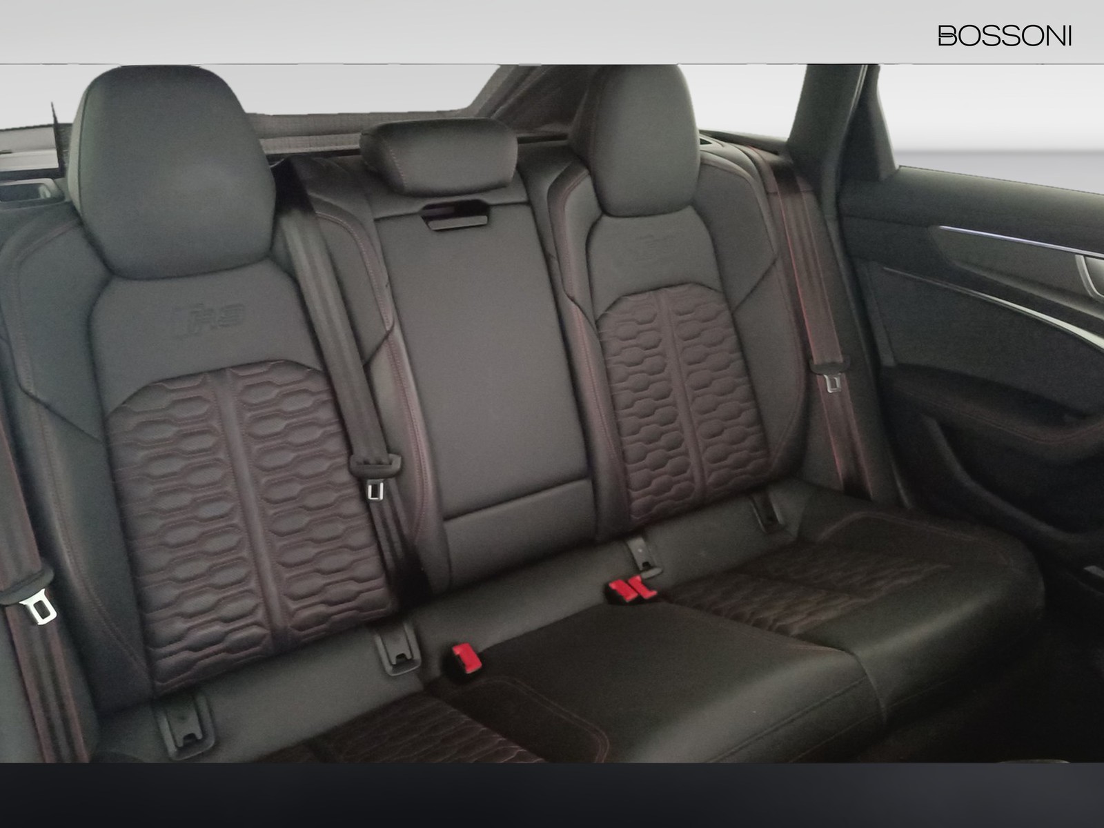 35 - Audi RS6 avant 4.0 v8 mhev quattro tiptronic
