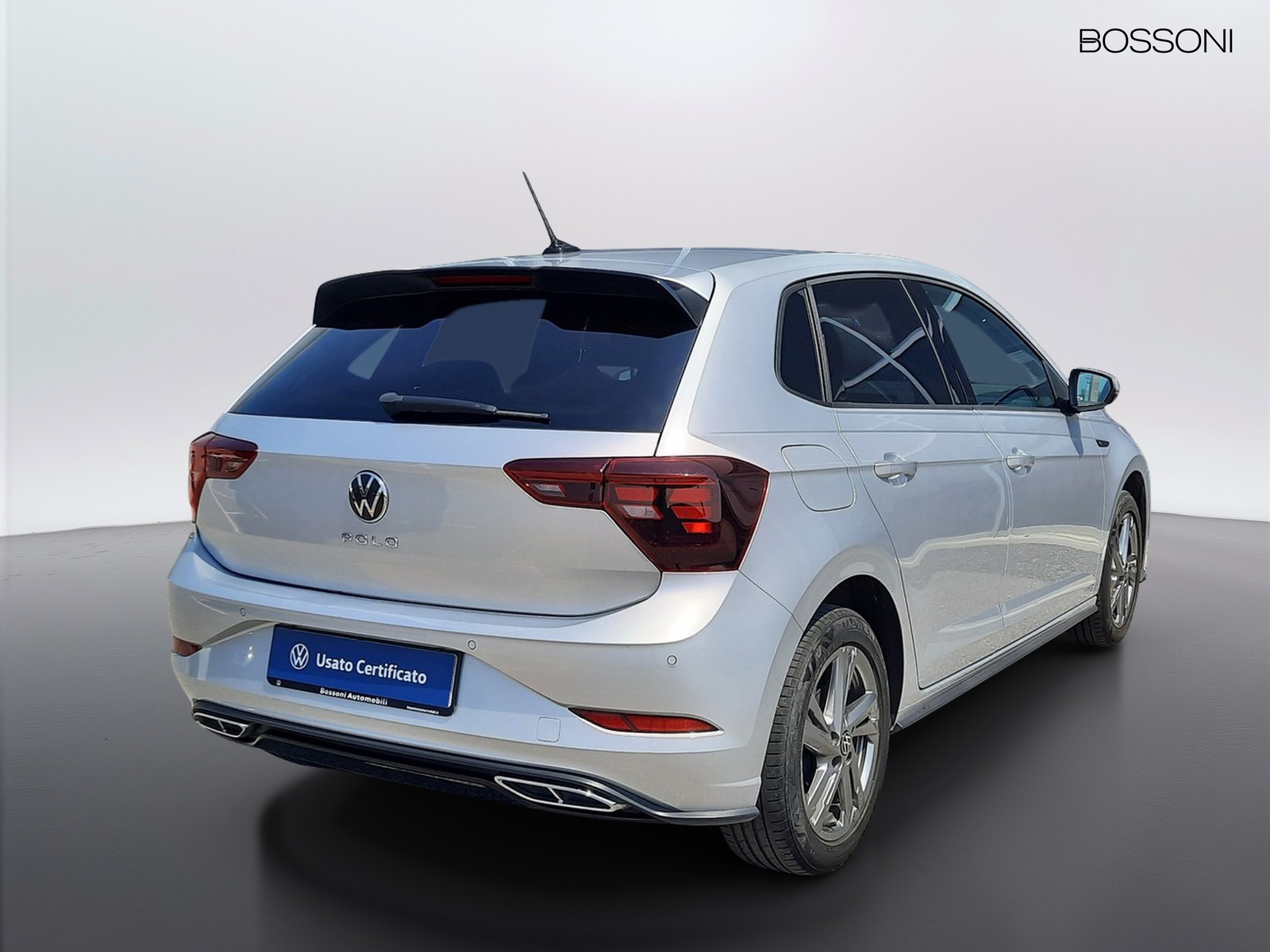 4 - Volkswagen Polo 1.0 tsi 95cv r line