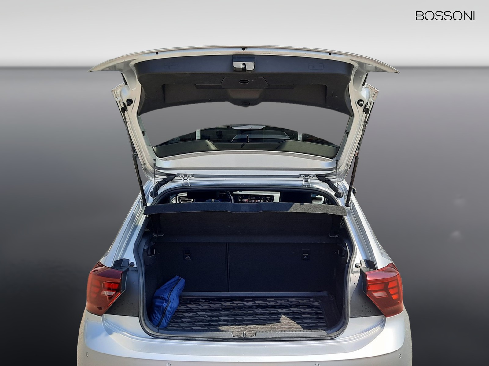 20 - Volkswagen Polo 1.0 tsi 95cv r line