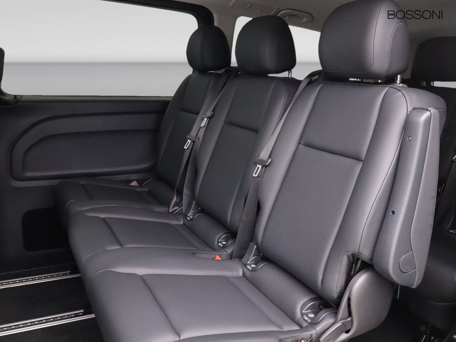 8 - Mercedes Vans Vito Tourer SELECT 116 CDI Long
