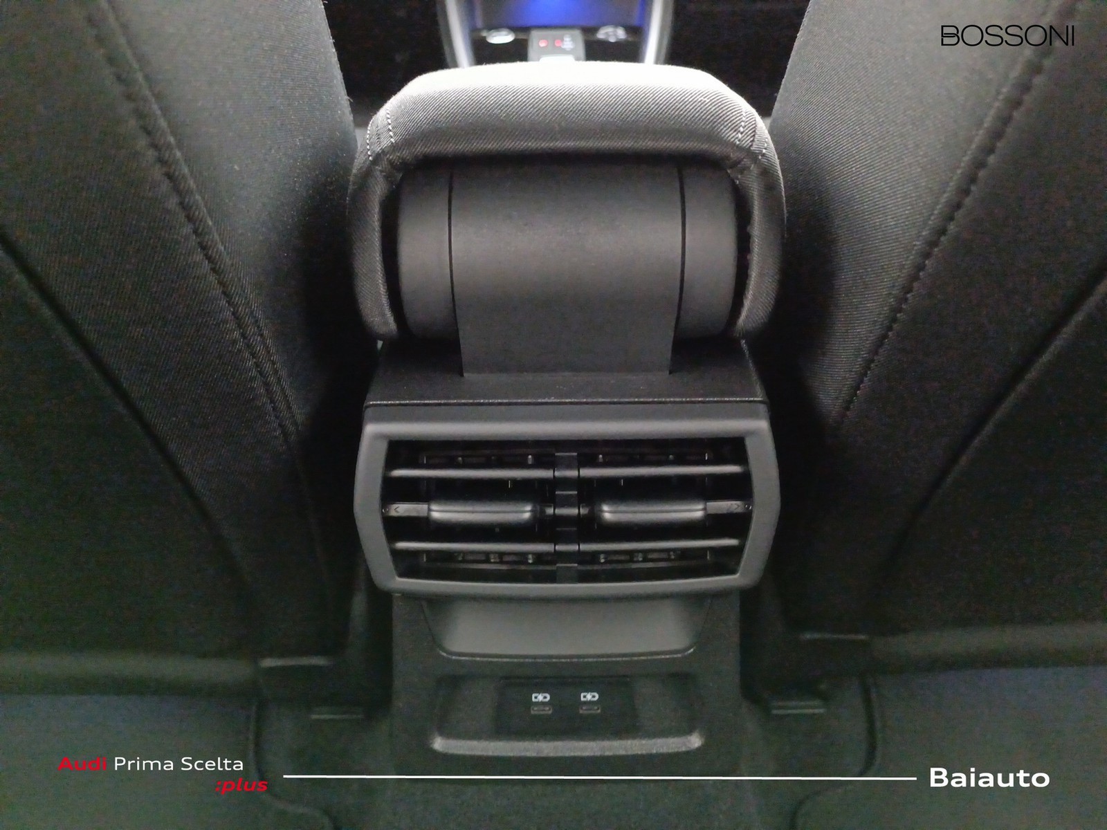 14 - Audi A3 sportback 30 1.0 tfsi mhev business advanced s tronic