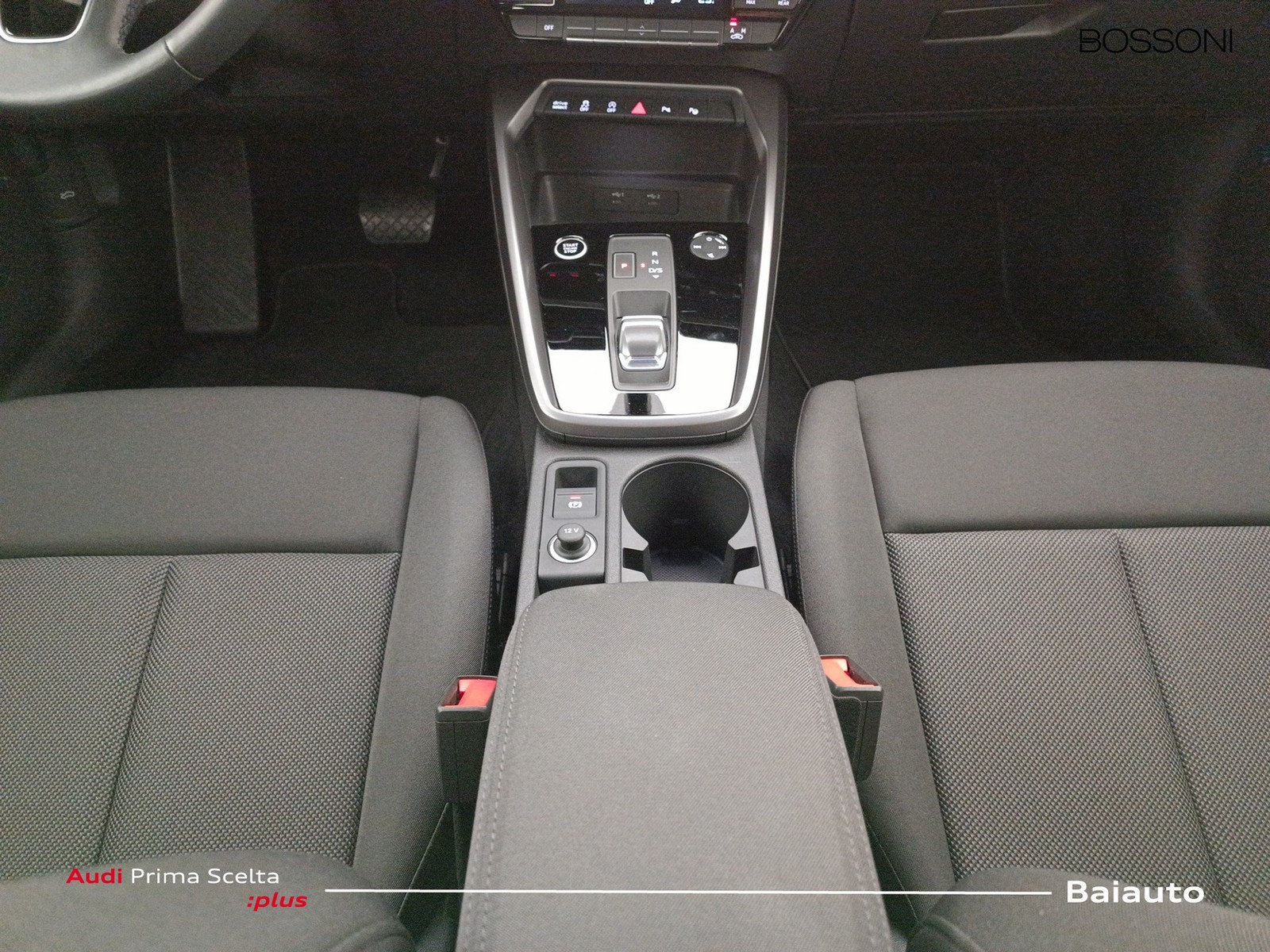 15 - Audi A3 sportback 35 2.0 tdi business advanced s tronic