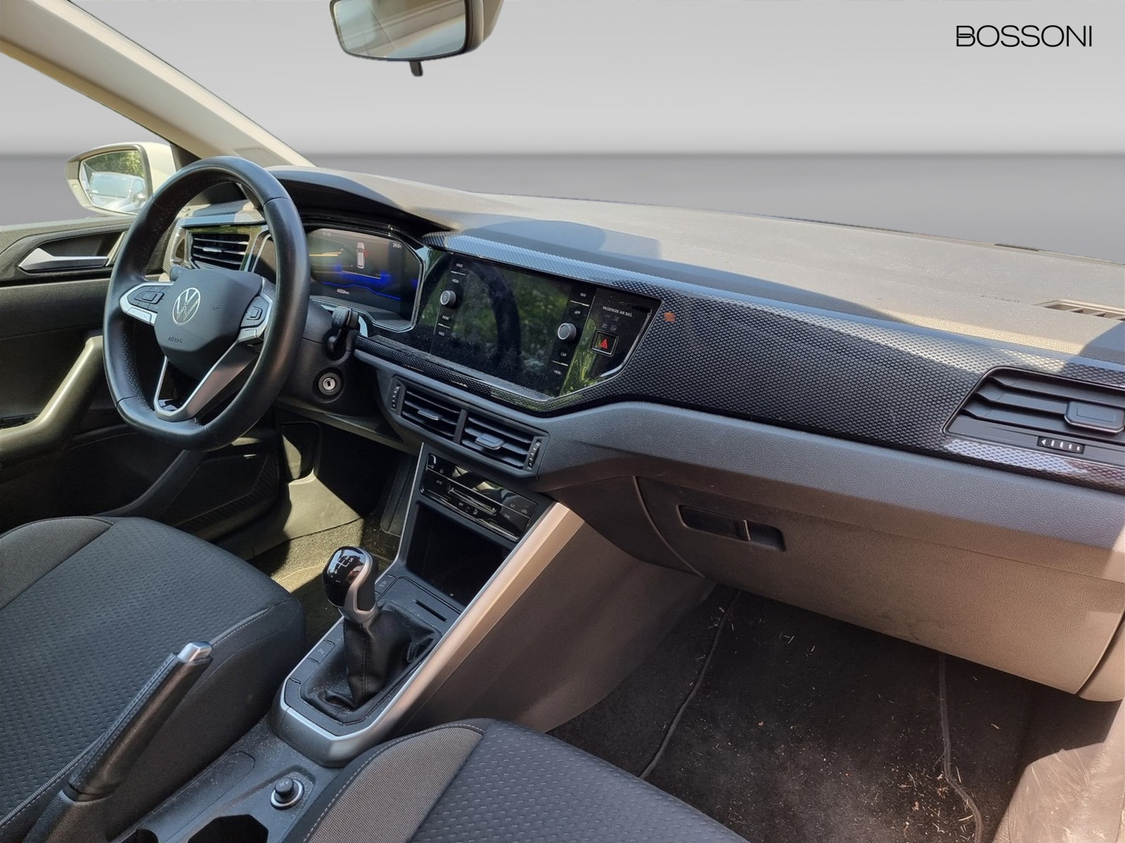 10 - Volkswagen Polo 1.0 tsi 95cv life