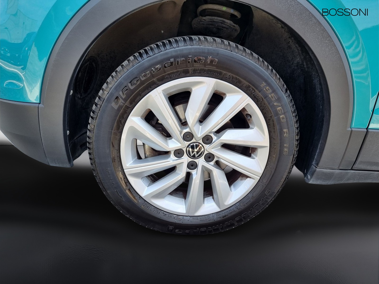 5 - Volkswagen T-Cross 1.0 tsi 95cv style