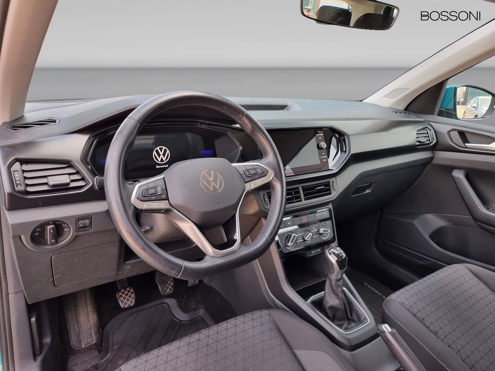 6 - Volkswagen T-Cross 1.0 tsi 95cv style