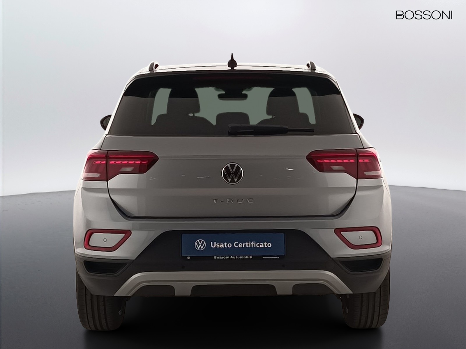 2 - Volkswagen T-Roc 1.5 tsi act sport dsg