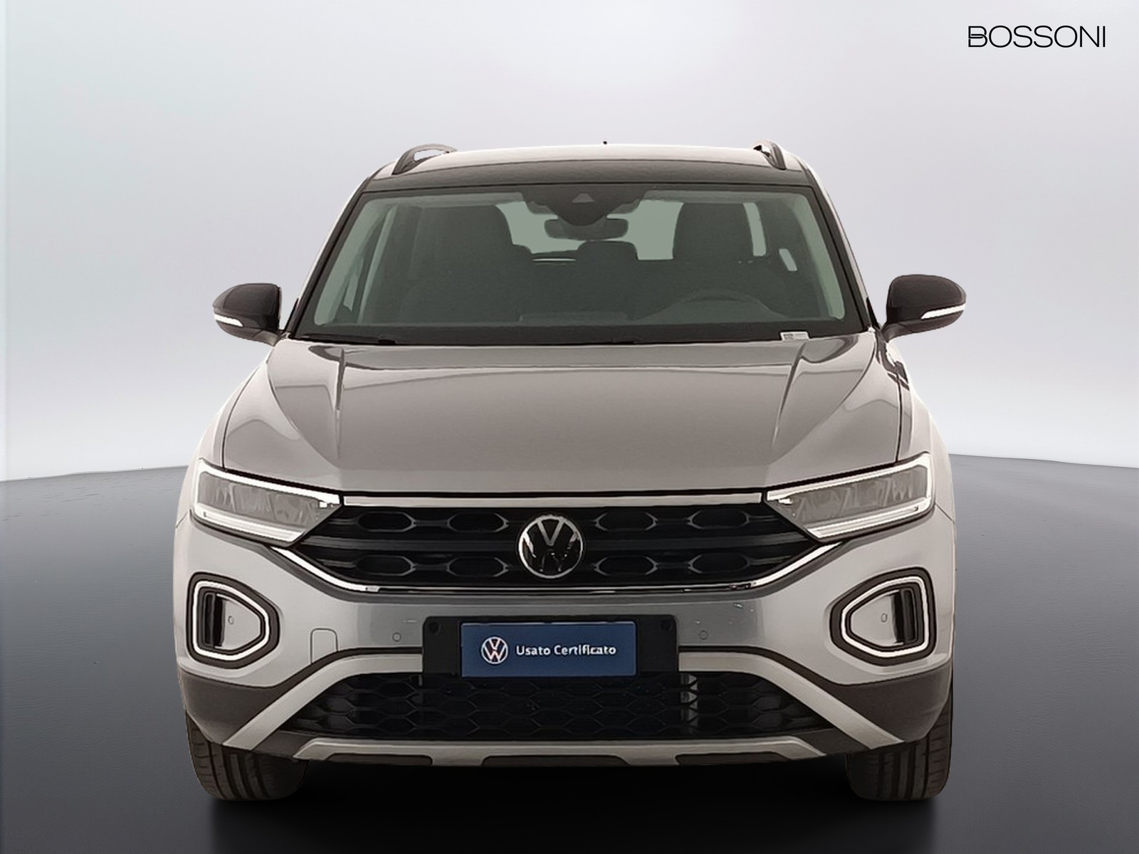 4 - Volkswagen T-Roc 1.5 tsi act sport dsg