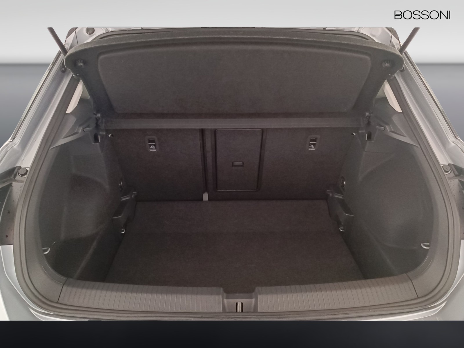 10 - Volkswagen T-Roc 1.5 tsi act sport dsg