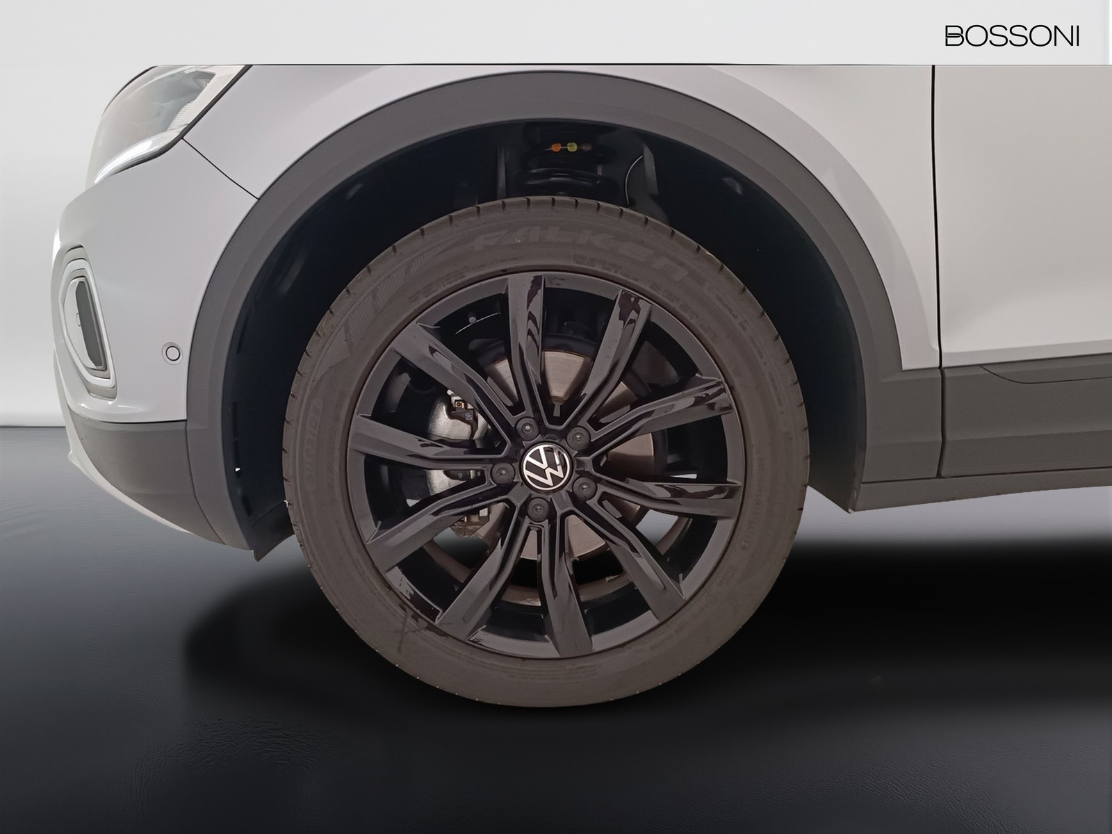 11 - Volkswagen T-Roc 1.5 tsi act sport dsg