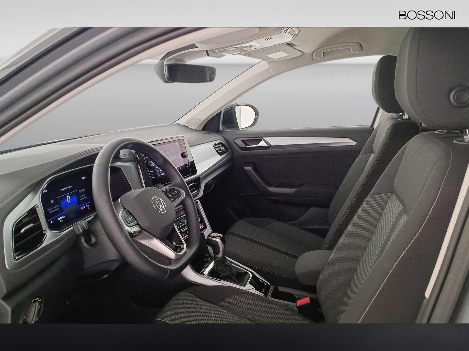 32 - Volkswagen T-Roc 1.5 tsi act sport dsg