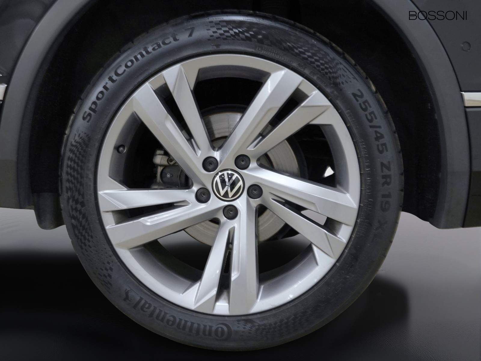 12 - Volkswagen Tiguan 1.5 tsi act 150cv r-line dsg