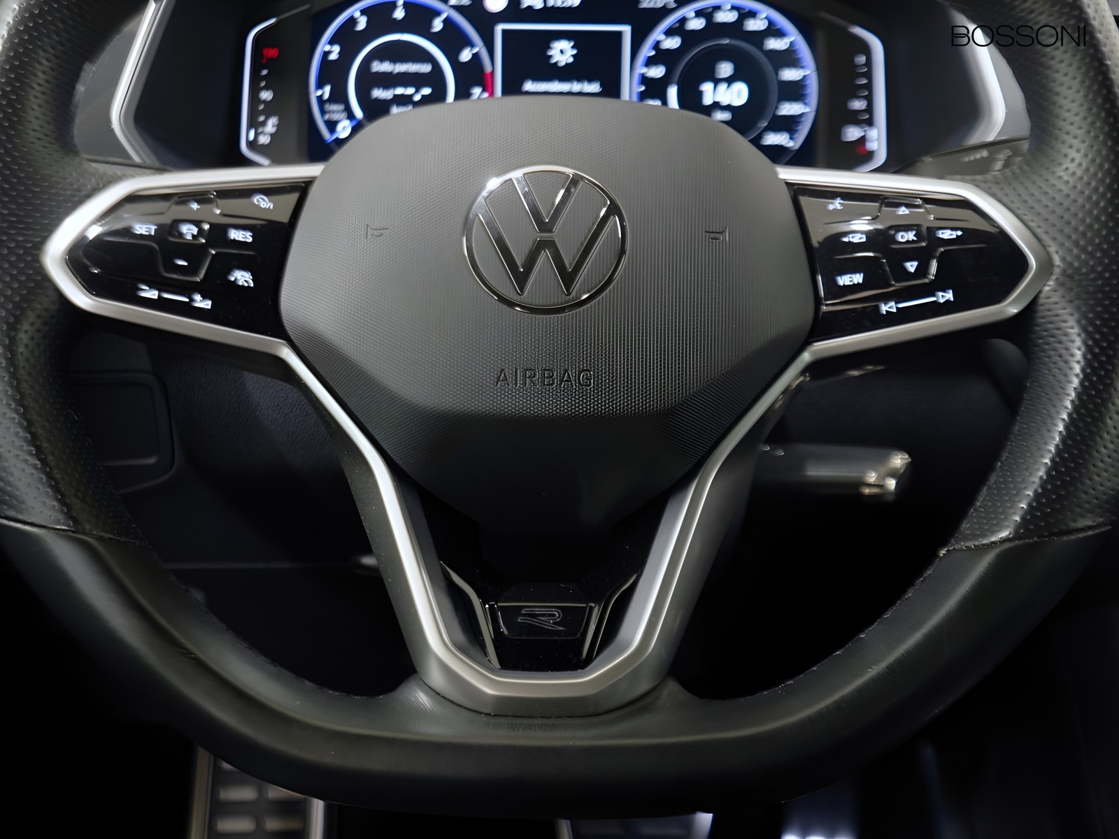 15 - Volkswagen Tiguan 1.5 tsi act 150cv r-line dsg