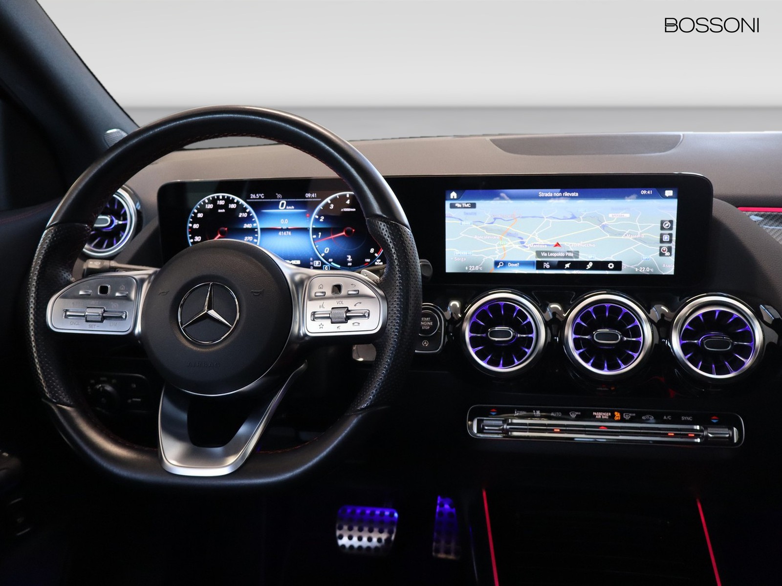 12 - Mercedes GLA 250 premium 4matic 8g-dct