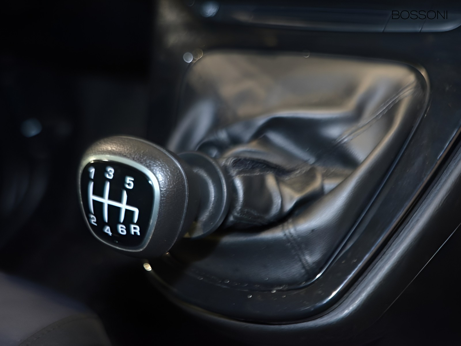 12 - Lancia Ypsilon 1.0 firefly hybrid 70cv platino s&s
