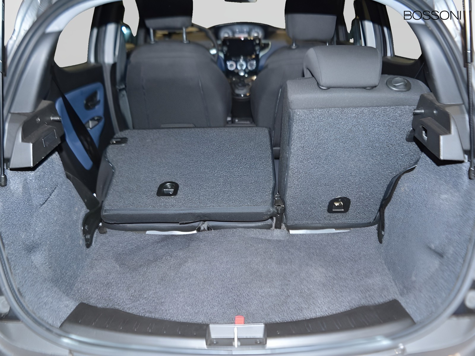 15 - Lancia Ypsilon 1.0 firefly hybrid 70cv platino s&s