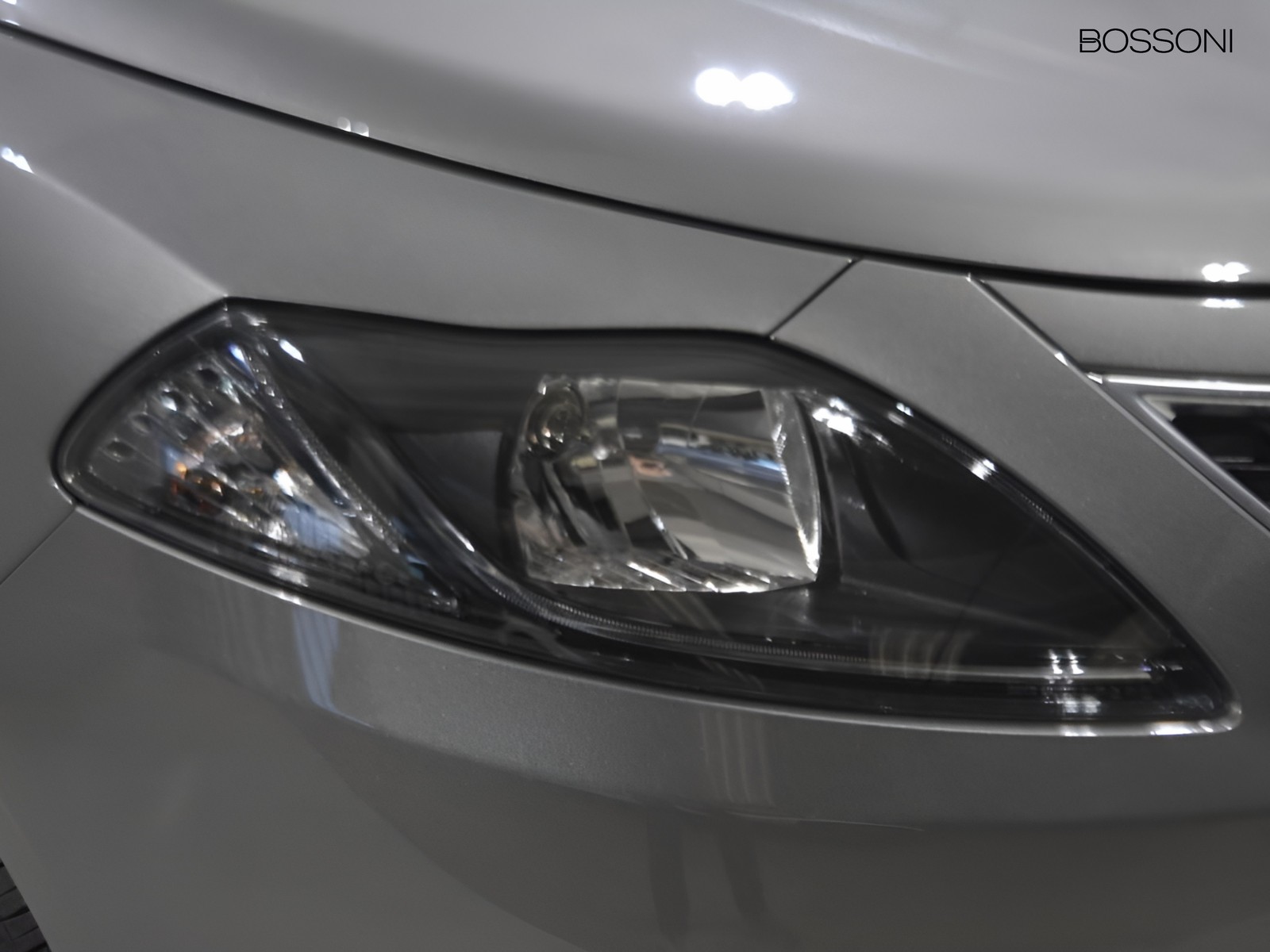 22 - Lancia Ypsilon 1.0 firefly hybrid 70cv platino s&s