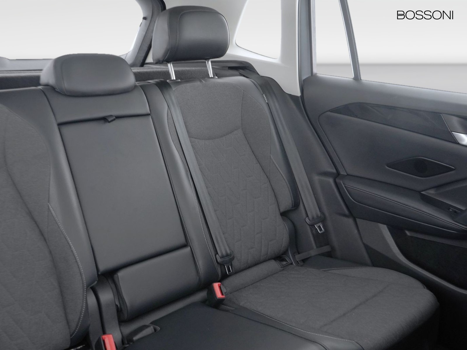 21 - Volkswagen Tiguan 2.0 tdi scr 150cv life dsg