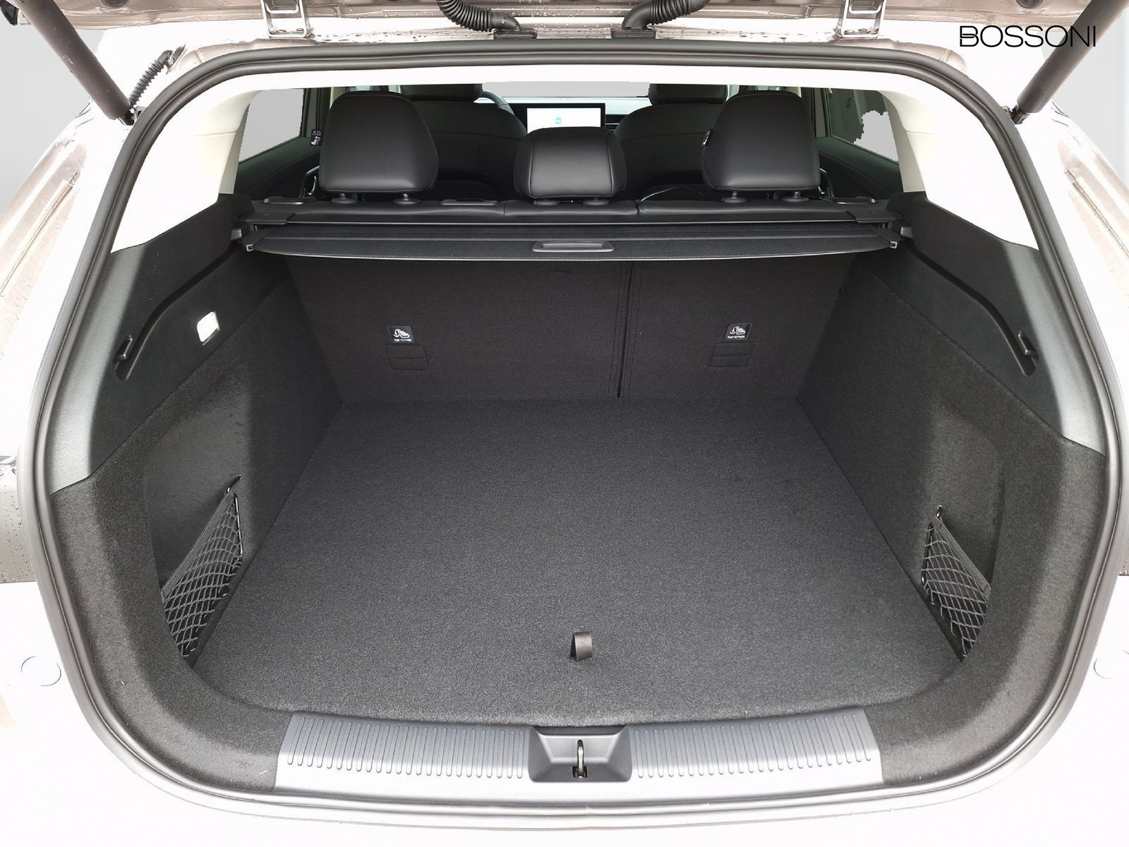 6 - Mg HS 1.5 hybrid+ luxury auto