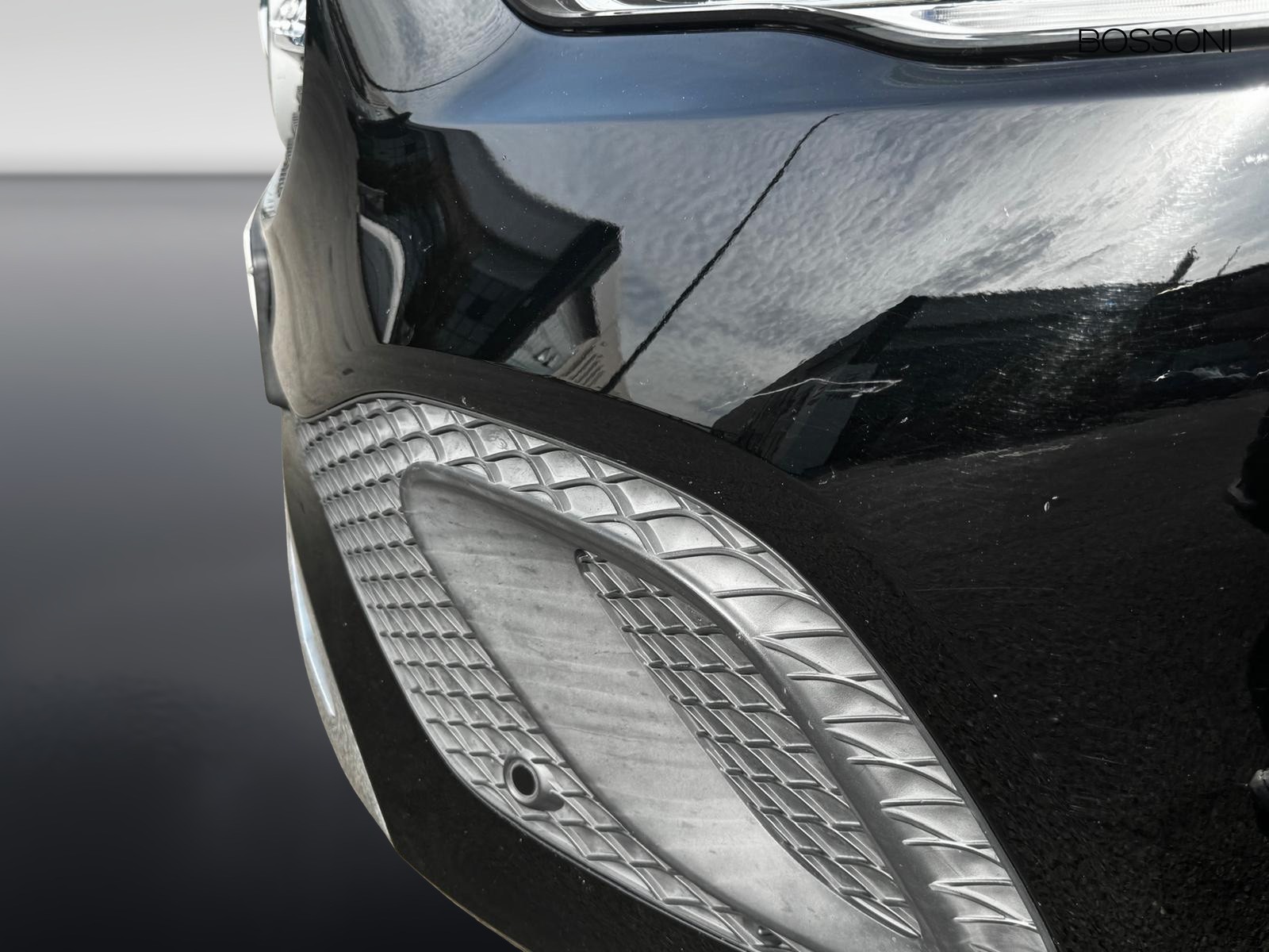 2 - Mercedes GLA 250 e plug in hybrid (e eq-power) sport plus 8g-dct