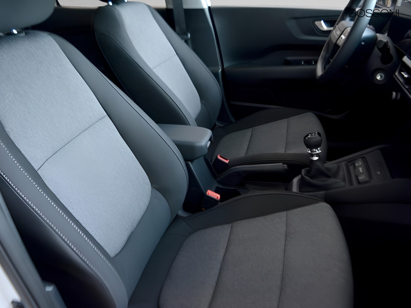 5 - Kia Stonic 1.0 t-gdi urban