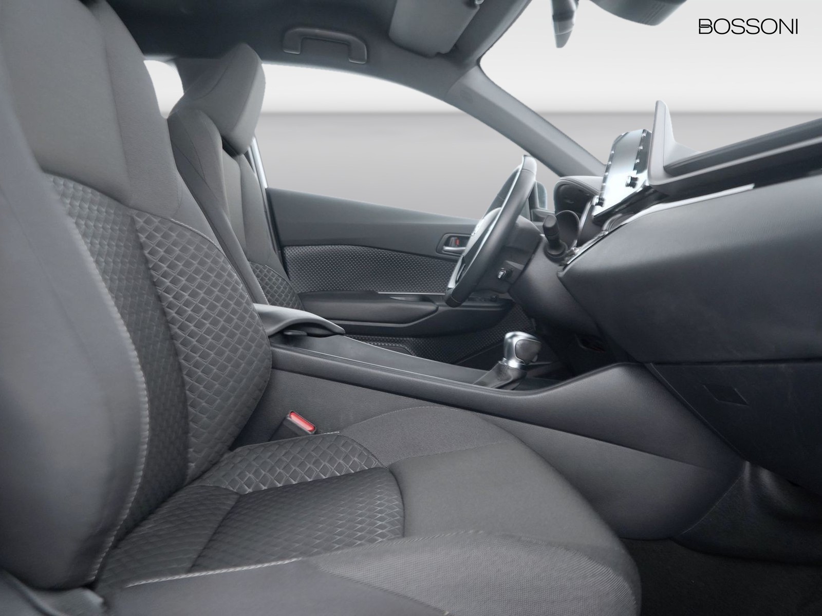 8 - Toyota C-HR 5 porte 1.8 hybrid active 2wd e-cvt