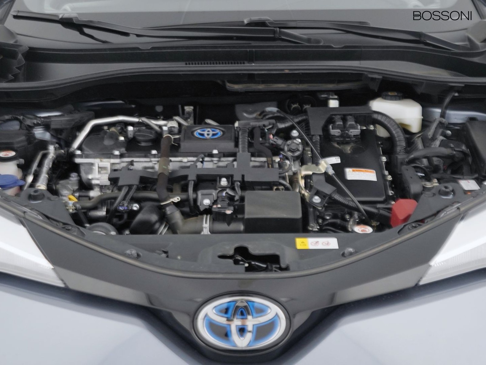 11 - Toyota C-HR 5 porte 1.8 hybrid active 2wd e-cvt