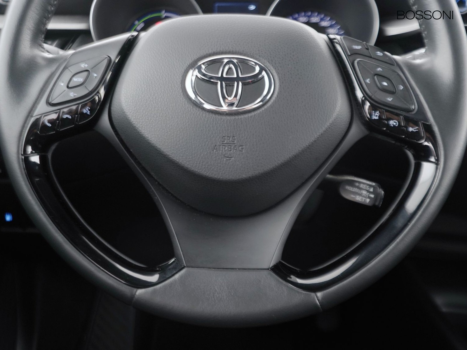 15 - Toyota C-HR 5 porte 1.8 hybrid active 2wd e-cvt