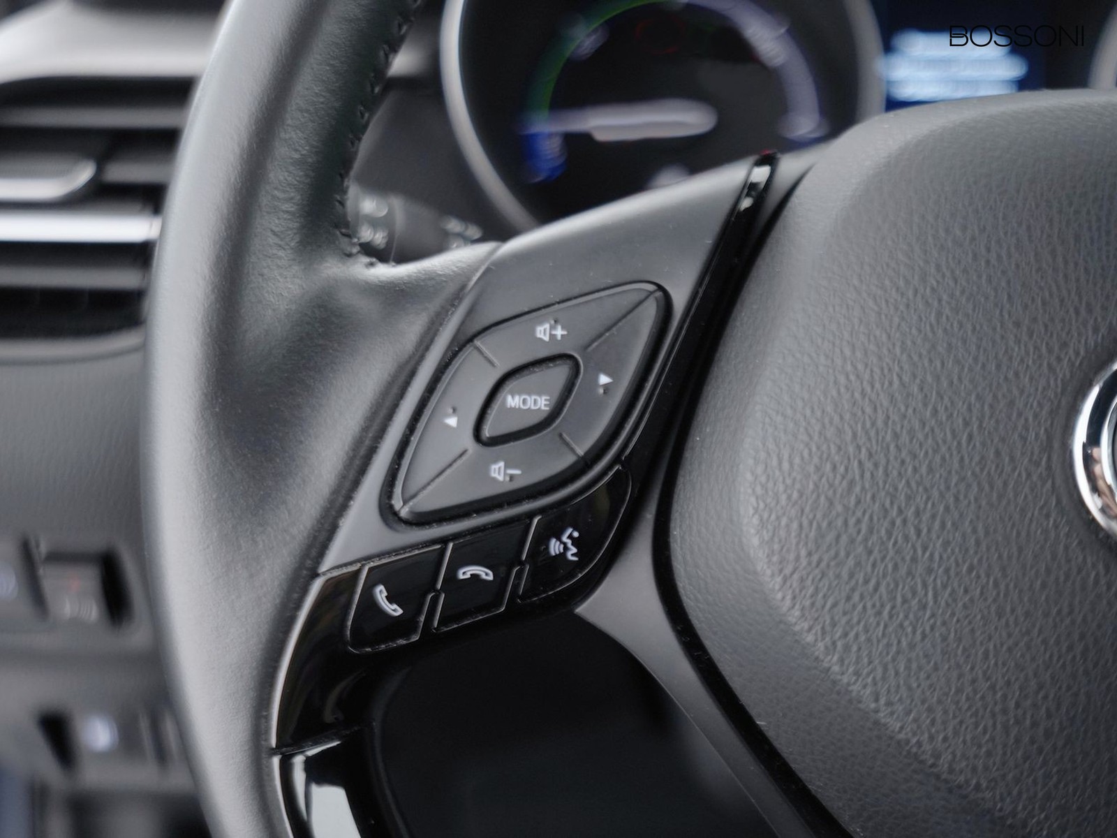 24 - Toyota C-HR 5 porte 1.8 hybrid active 2wd e-cvt
