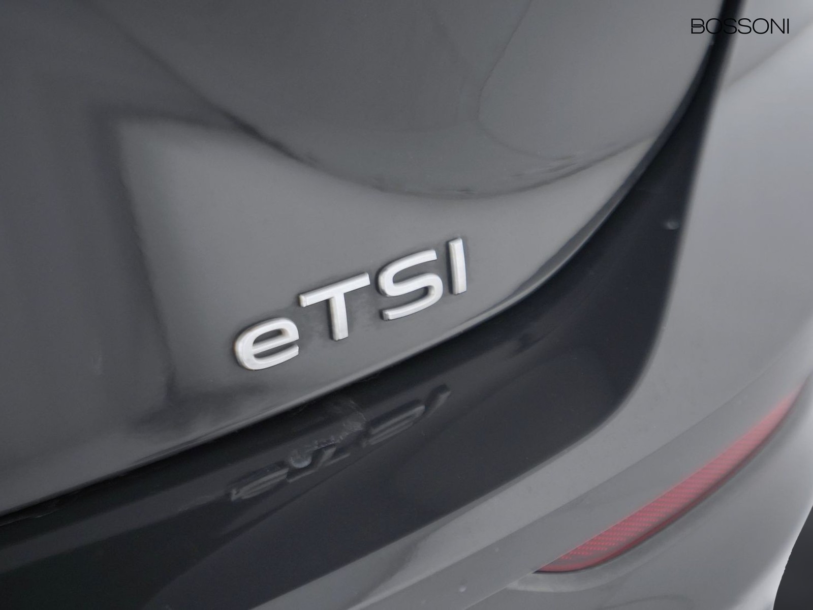 33 - Volkswagen Golf variant 1.0 etsi evo 110cv life dsg