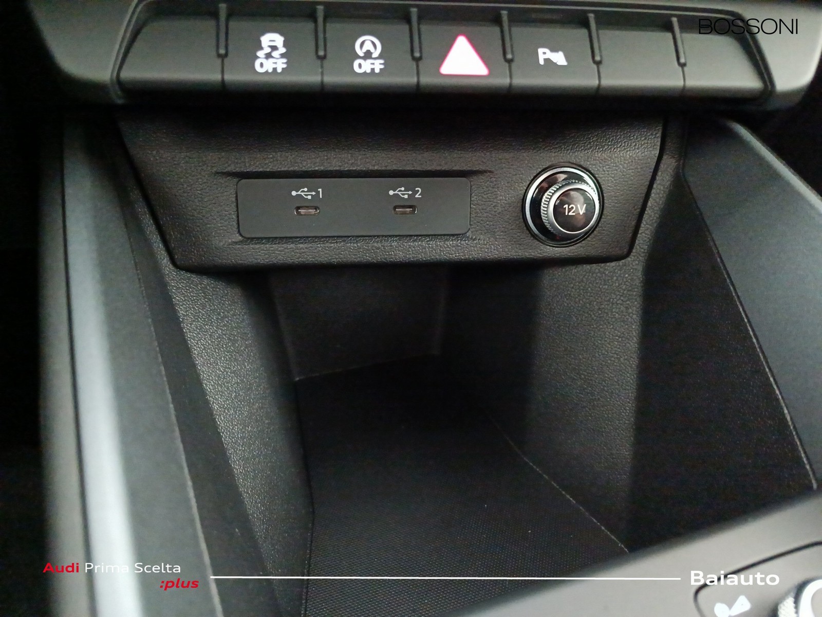 12 - Audi A1 allstreet 30 1.0 tfsi 110cv identity contrast s tronic