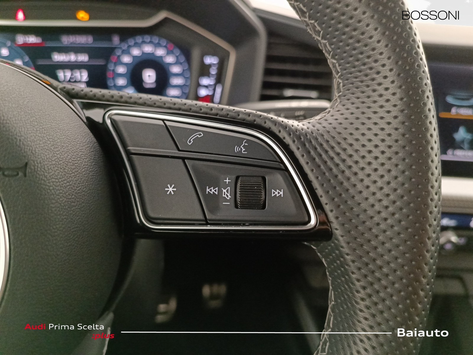 15 - Audi A1 allstreet 30 1.0 tfsi 110cv identity contrast s tronic