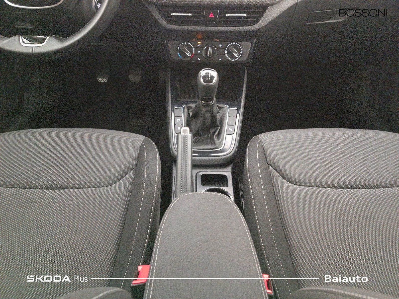 14 - Skoda Fabia 1.0 tsi 95cv 130 edition