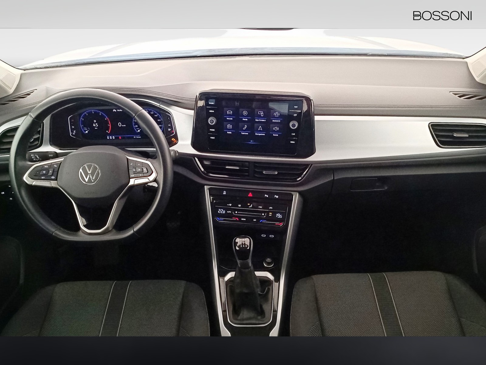 3 - Volkswagen T-Roc 1.0 tsi 110cv life