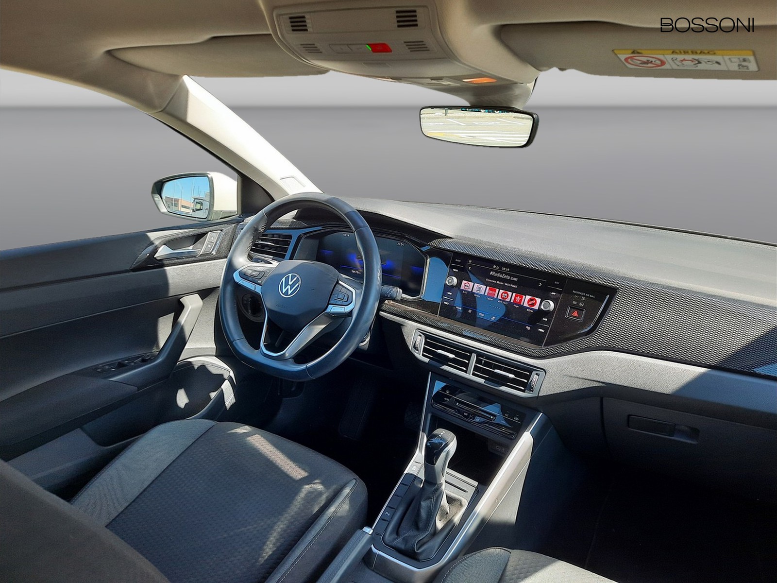 6 - Volkswagen Polo 1.0 tsi 95cv life dsg