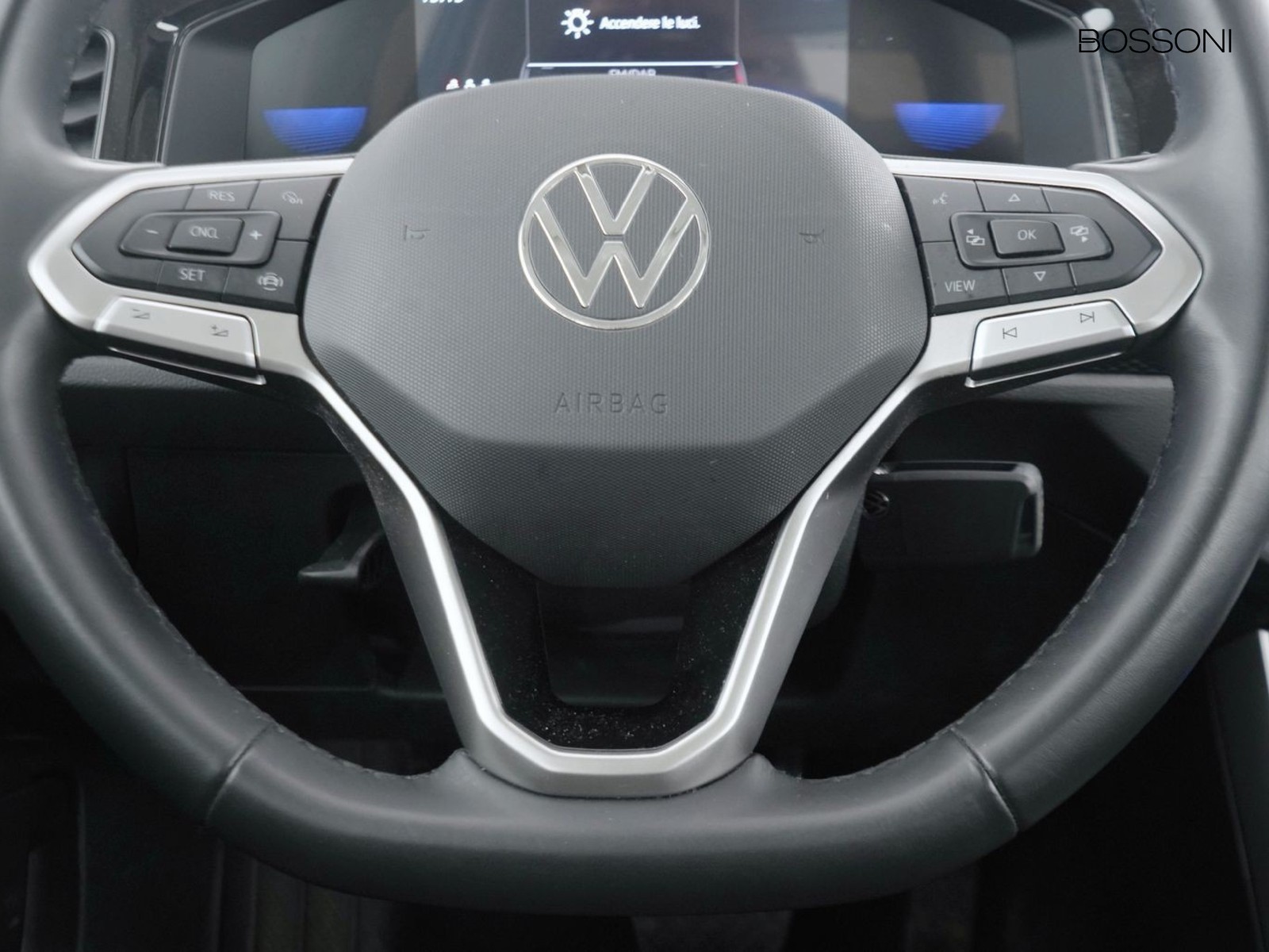 15 - Volkswagen Polo 1.0 tsi 95cv life dsg