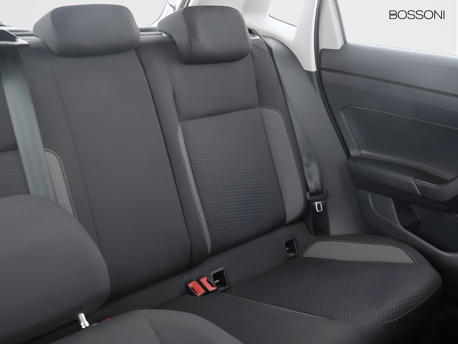 21 - Volkswagen Polo 1.0 tsi 95cv life dsg