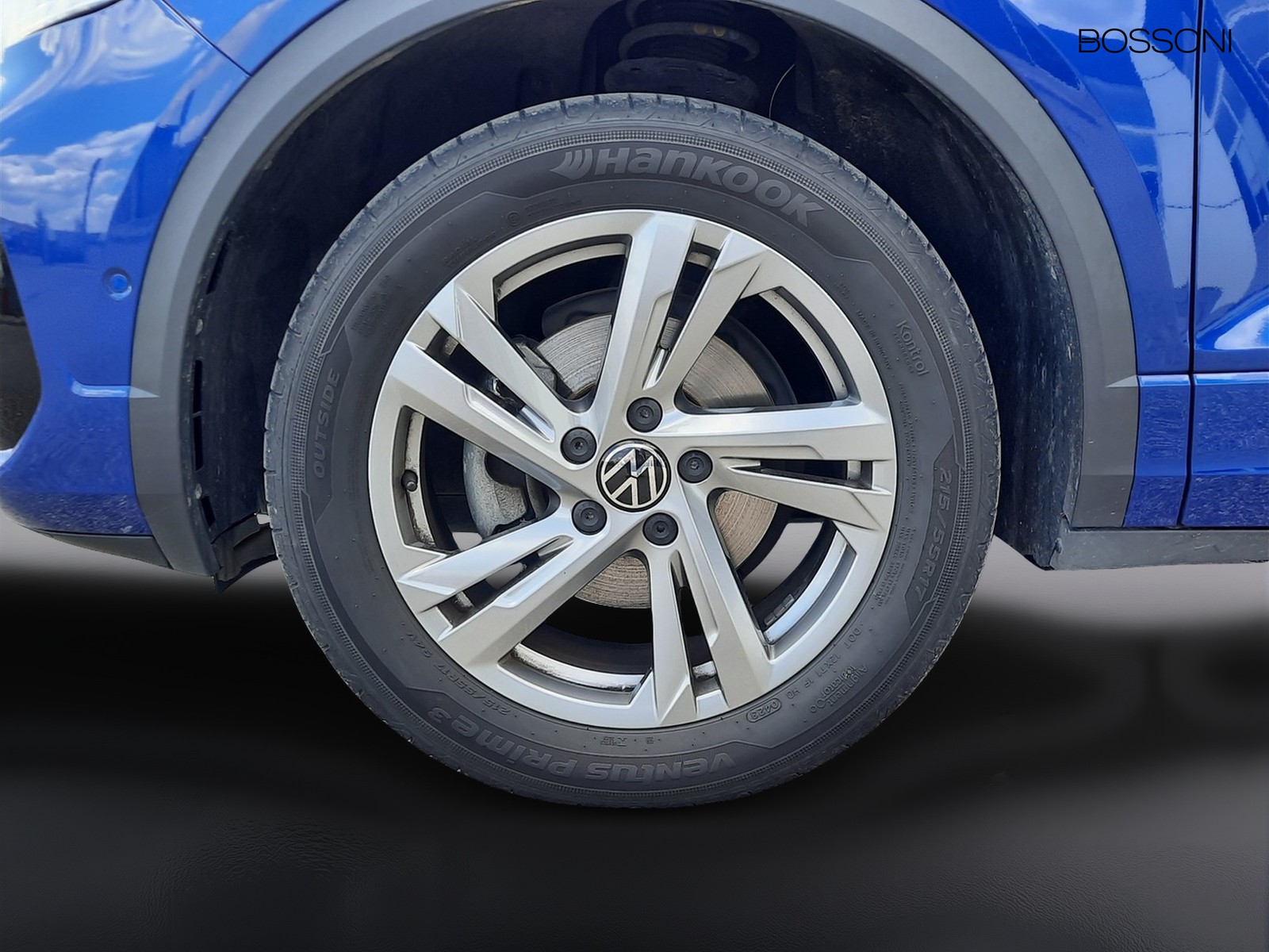 18 - Volkswagen T-Roc 1.0 tsi 110cv r line