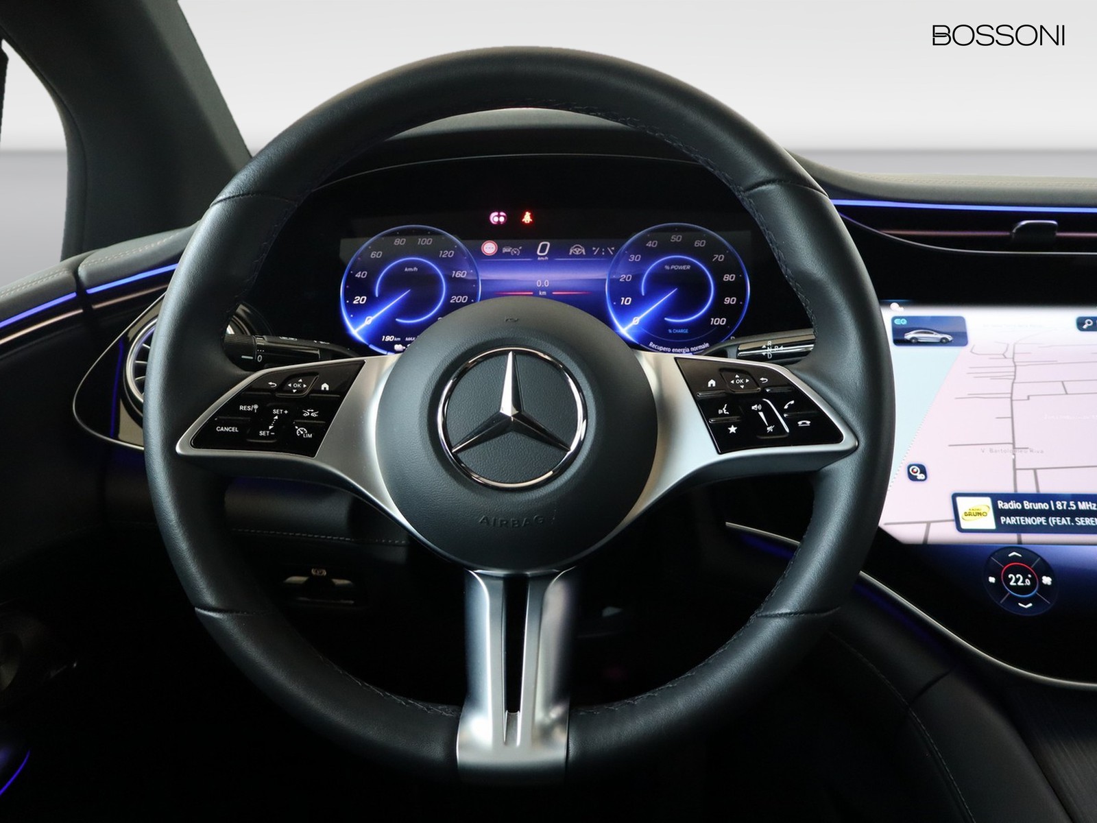 18 - Mercedes EQE 350 premium night edition 4matic