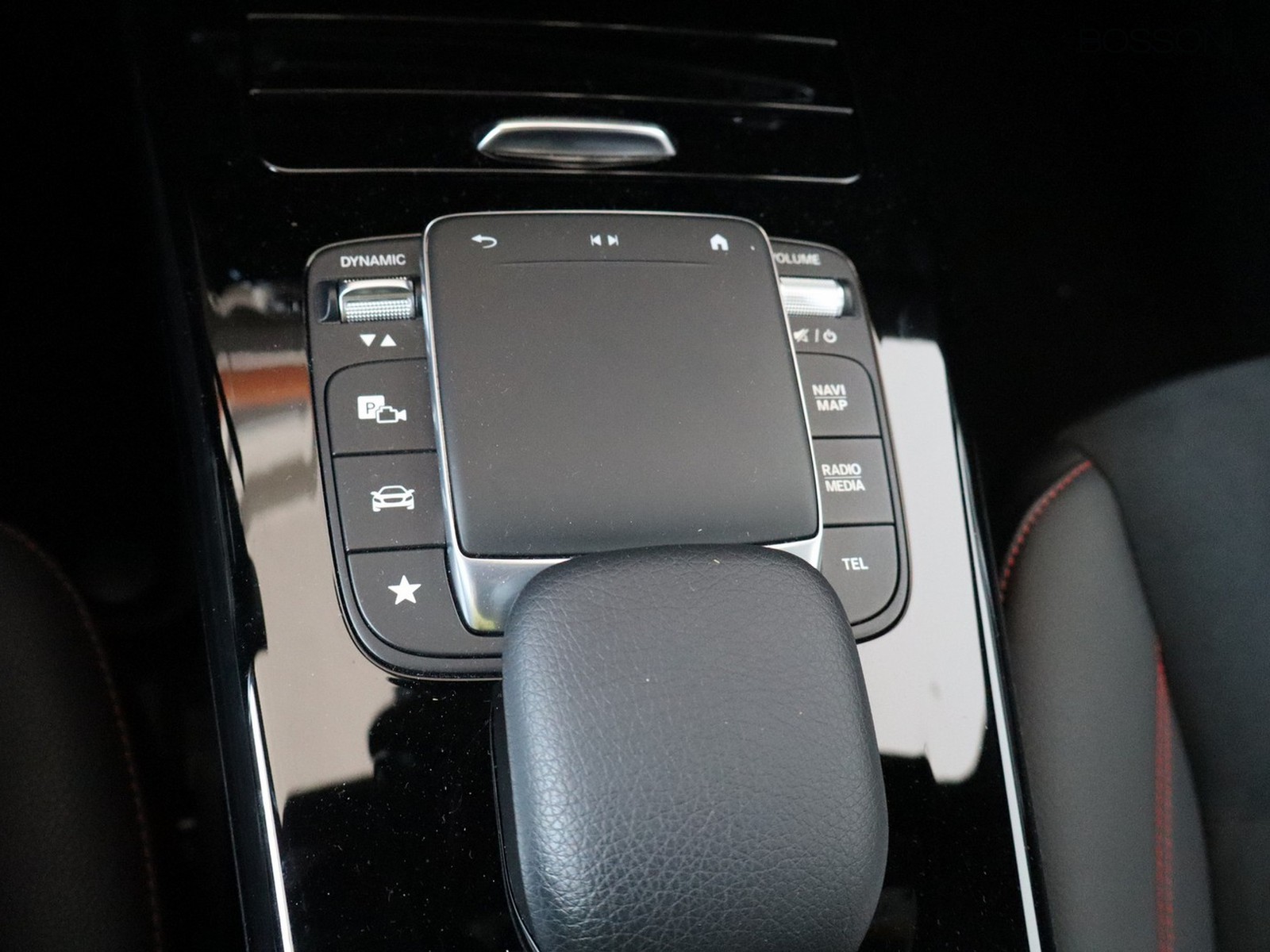 14 - Mercedes CLA shooting brake 180 d premium 8g-dct